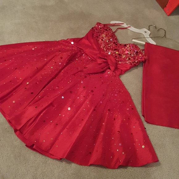 Dresses & Skirts - BLING RED PROM DRESS!!